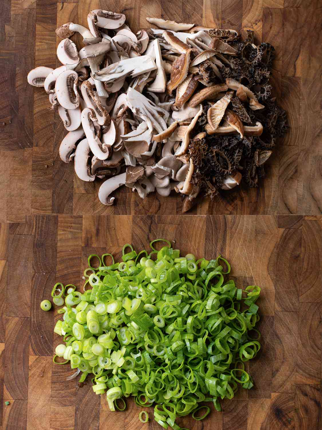 两个影像拼贴。上图显示了木砧板切新鲜的蘑菇。下面的图片显示了细切葱木砧板。