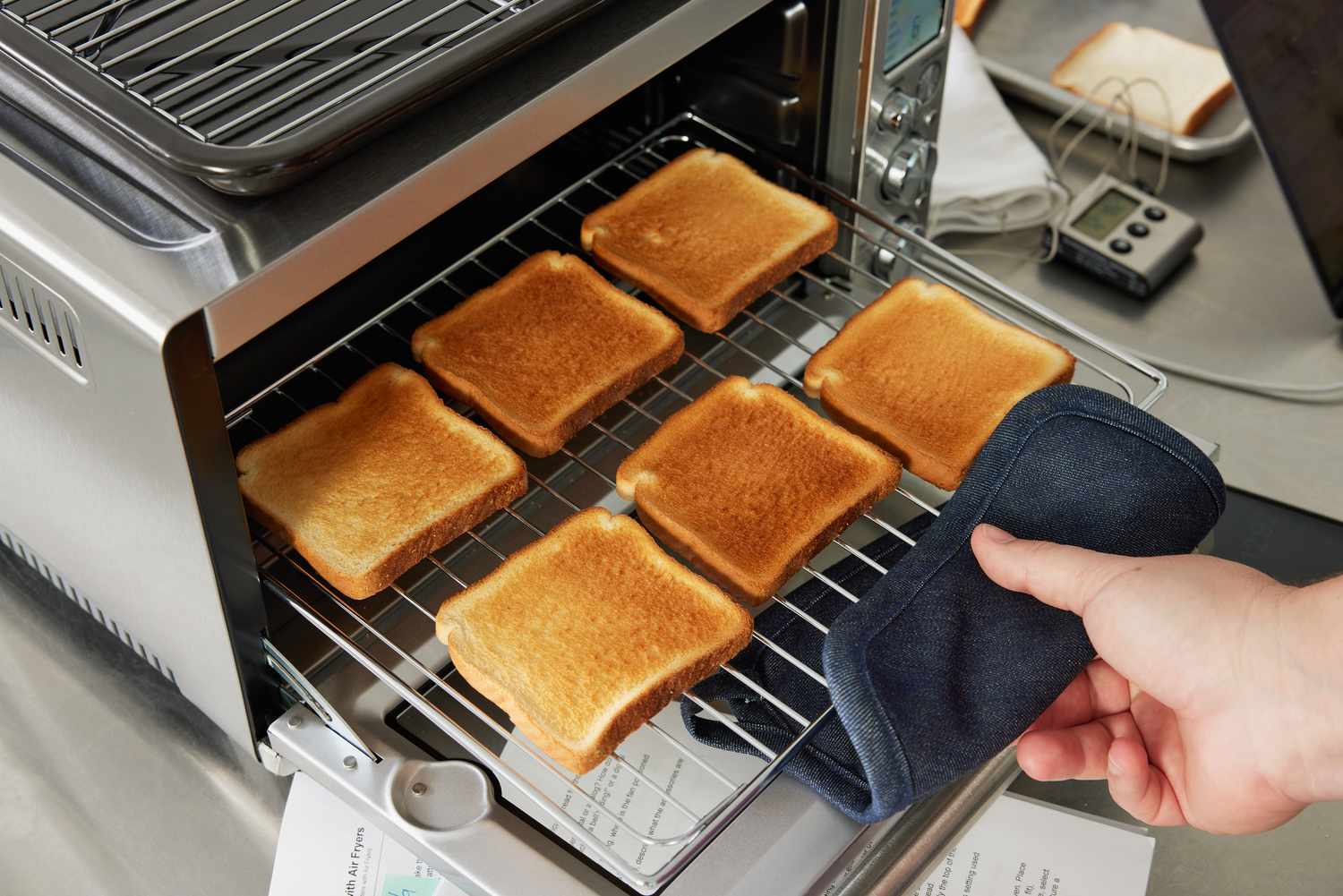 taking toast out of the breville smart oven