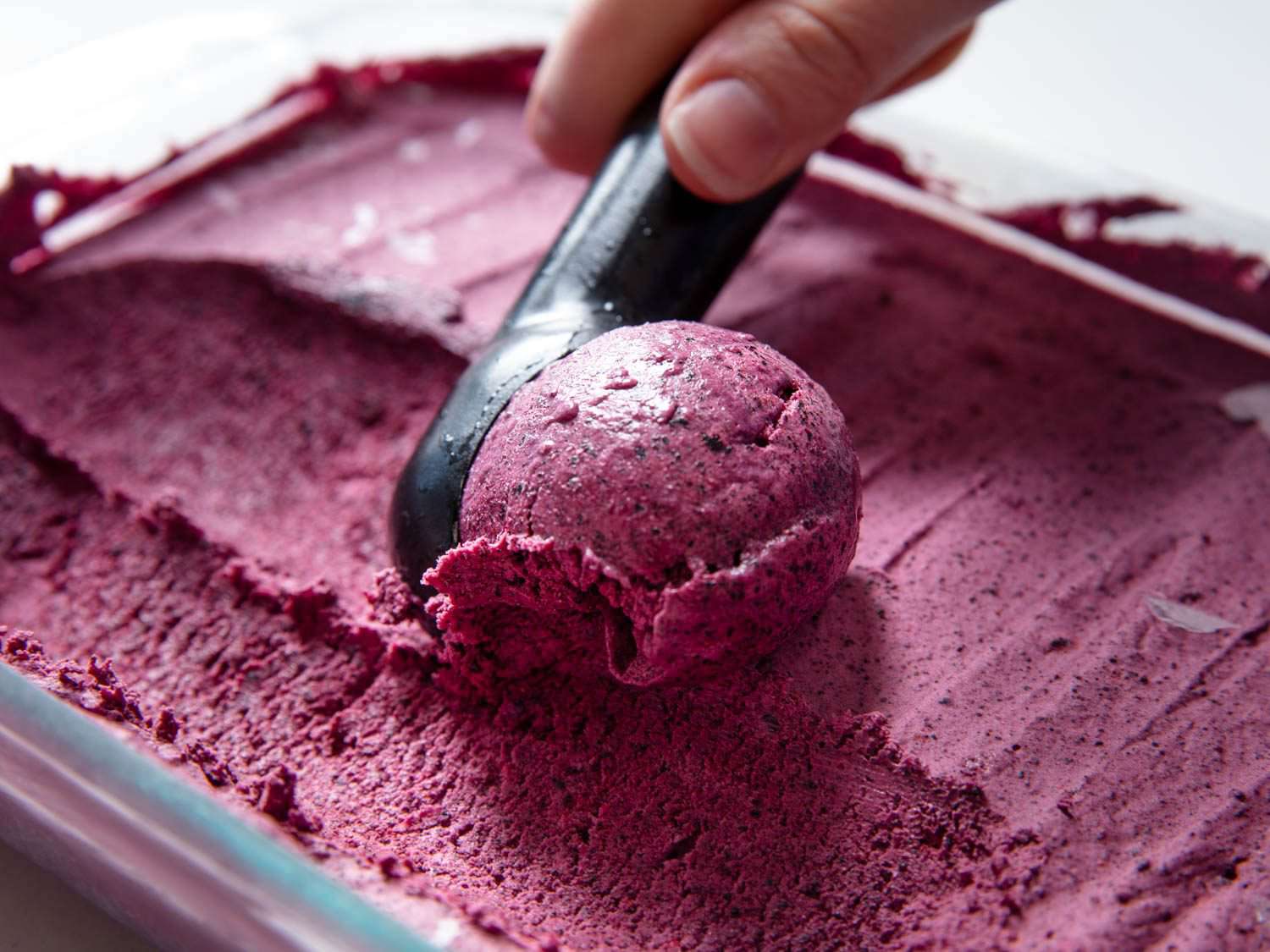 食用蓝莓冰淇淋