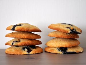 20120725 -饼干怪兽- -蓝莓cookies.jpg最好
