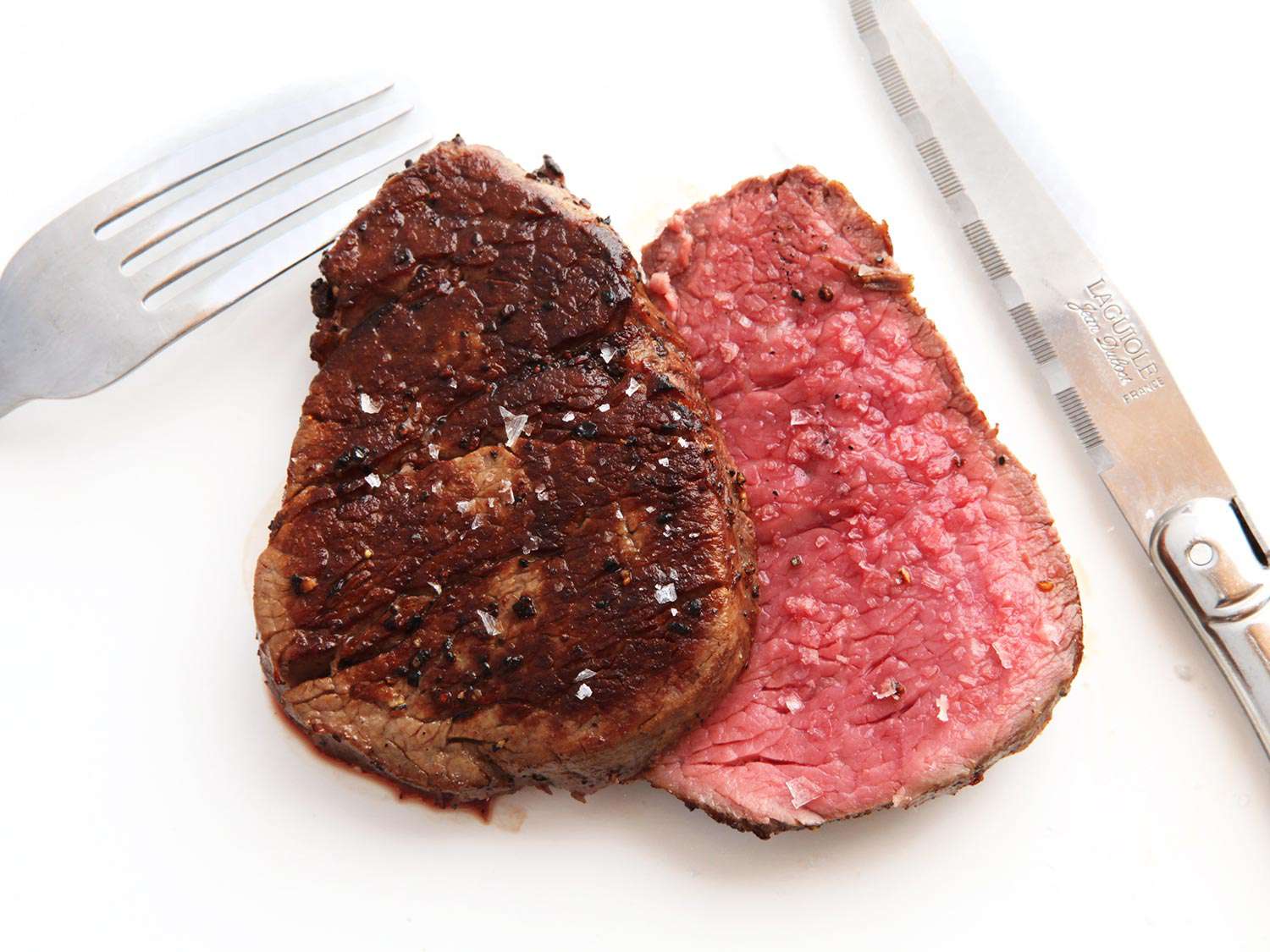 Anova-Steak-Guide-Sous-Vide-Photos42-split-tenderloin-with-knife.jpg