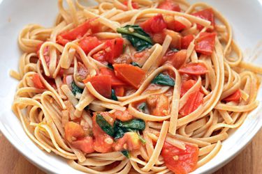 20120906-dt-alice-waters-whole-wheat-pasta-with-tomato-vinaigrette.jpg