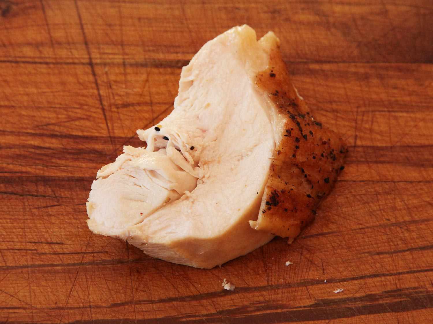 样本块真空鸡胸肉煮熟至150华氏度