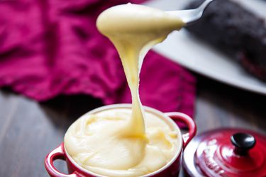 A spoonful of stretchy and richy pommes aligot