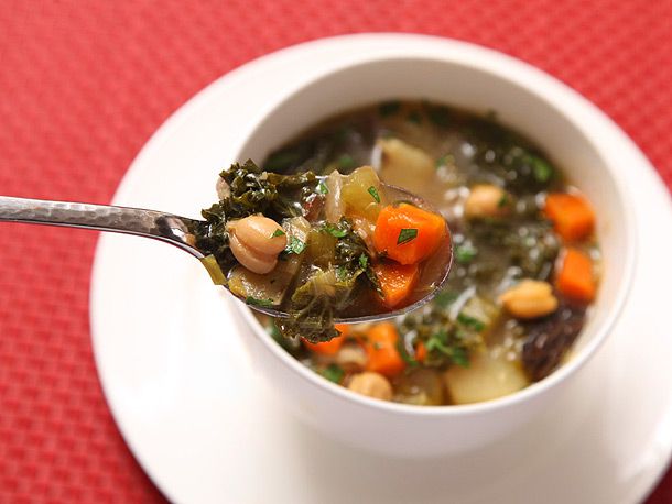 20130210-hearty-vegetable-soup-vegan-recipe-7.jpg