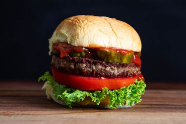 20190730 -素食汉堡味道-测试-维姬-沃斯克-不-汉堡的英雄