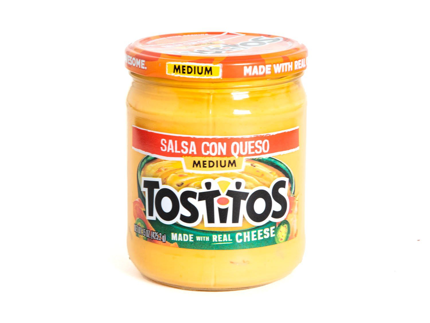 一罐中香料Tostitos salsa和queso。