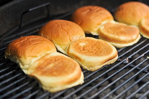 20110825 - 167825 -烧烤汉堡buns.jpg