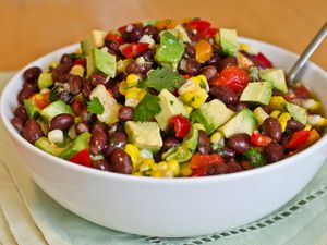 2013 - 06 - 05 -黑色- bean -玉米-红色-胡椒salad.jpg